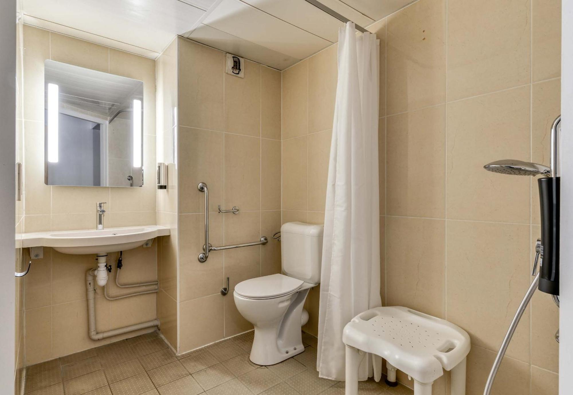 B&B Hotel بزييه المظهر الخارجي الصورة