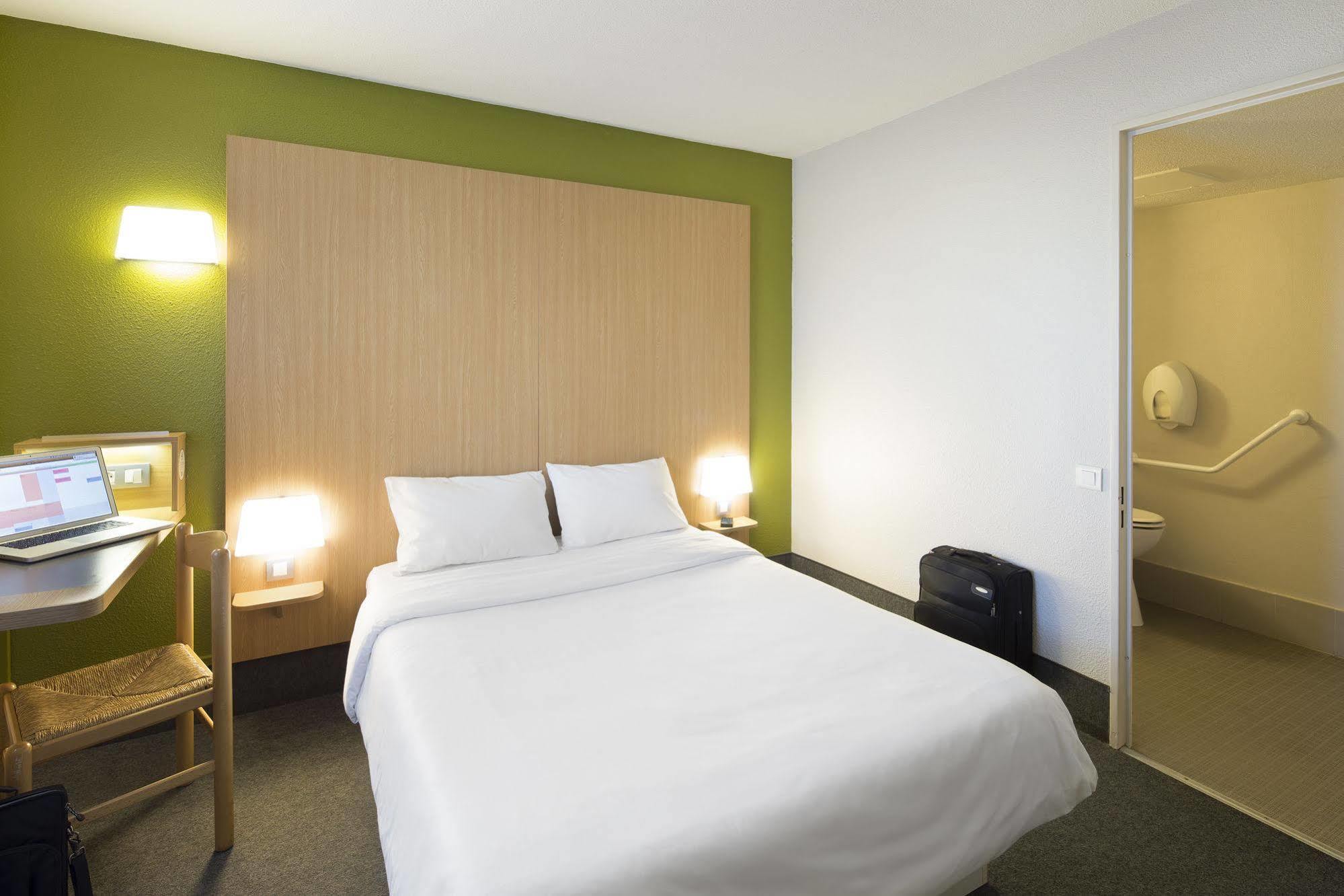 B&B Hotel بزييه المظهر الخارجي الصورة